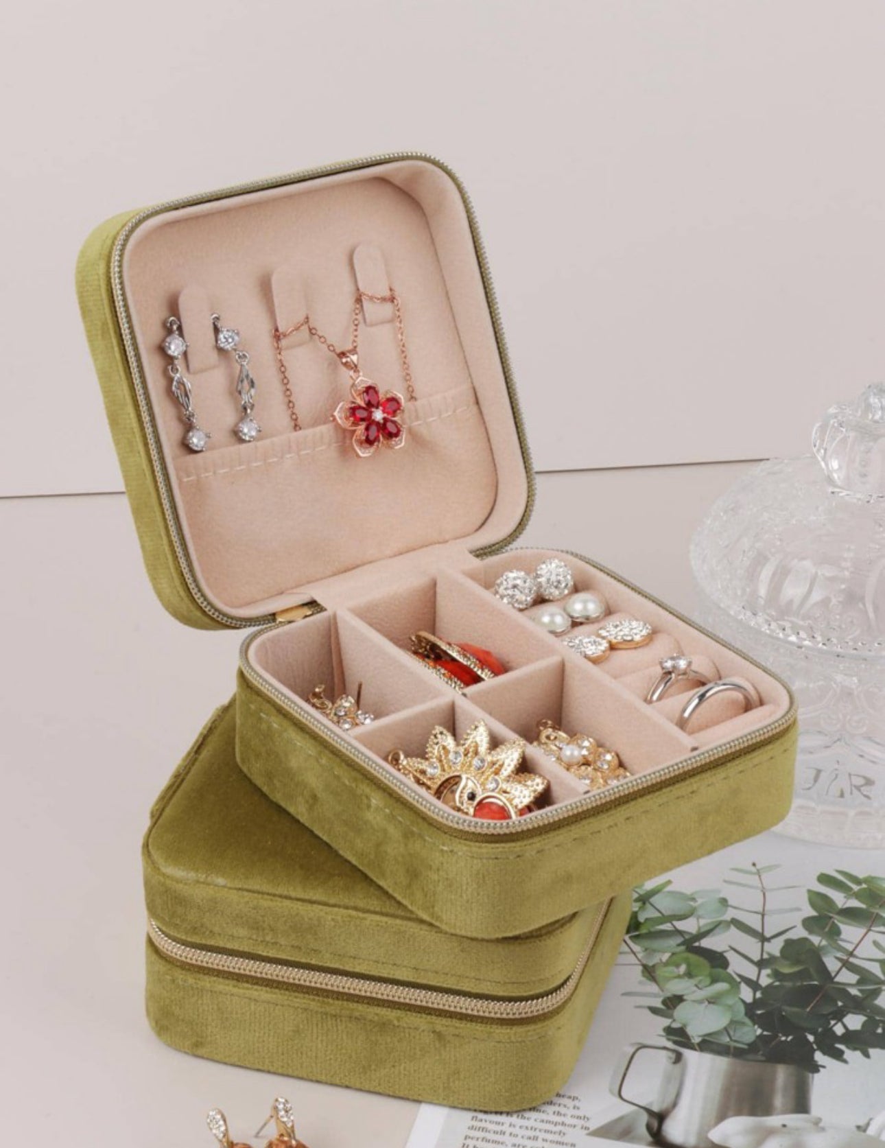 Olive Mini Jewelry Storage