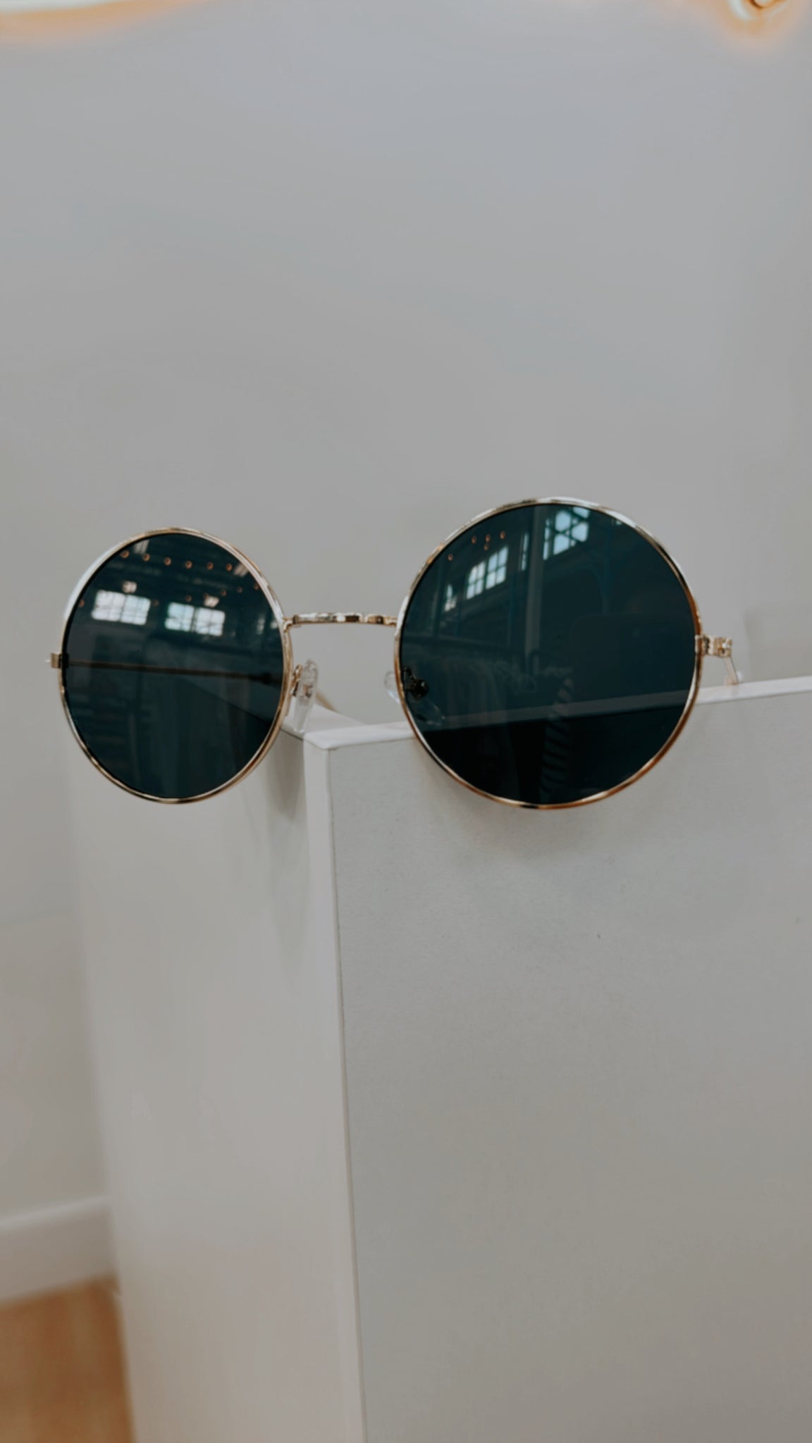 Round Frame Sunglasses