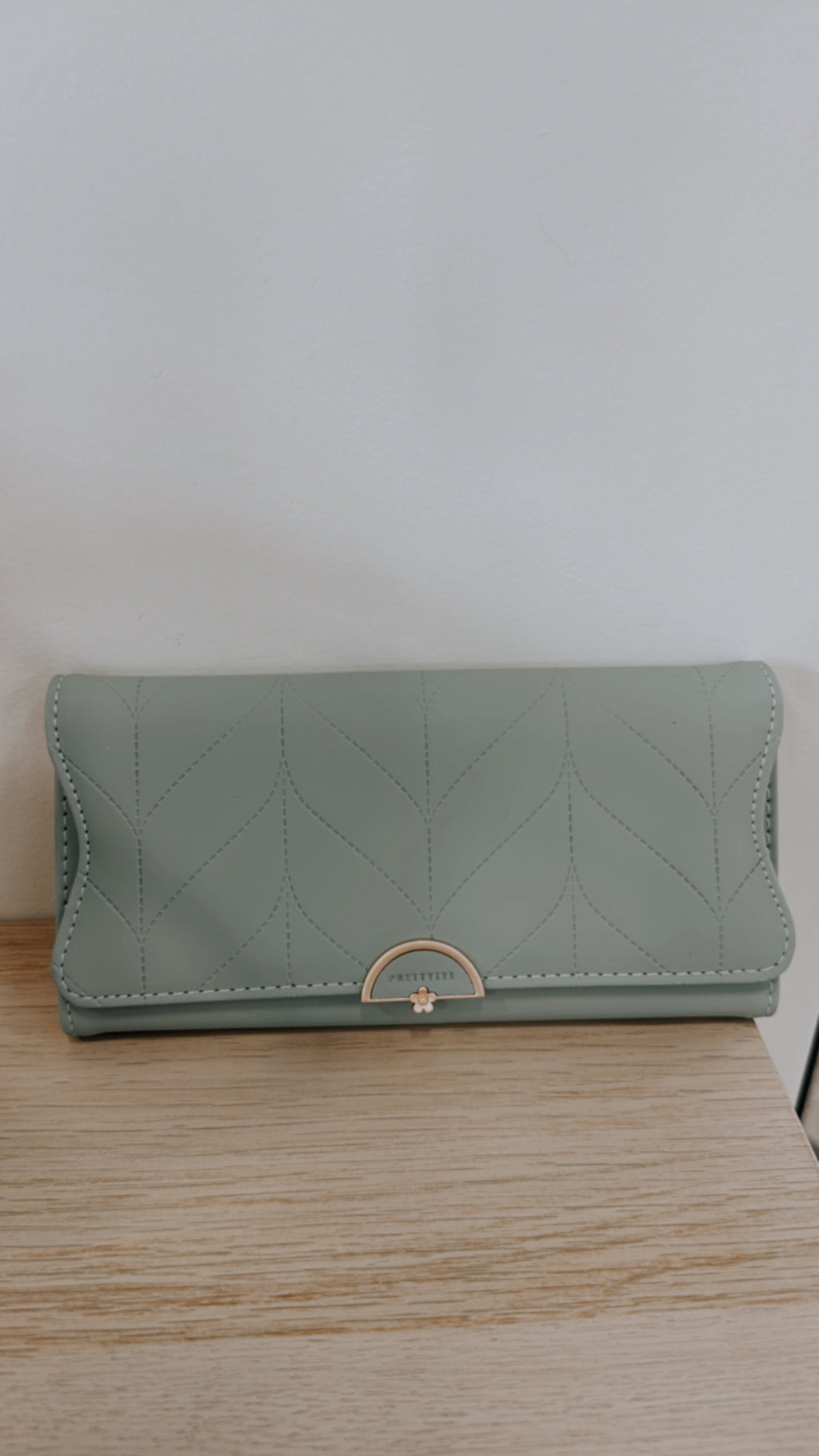 Pretty In Olive Wallet