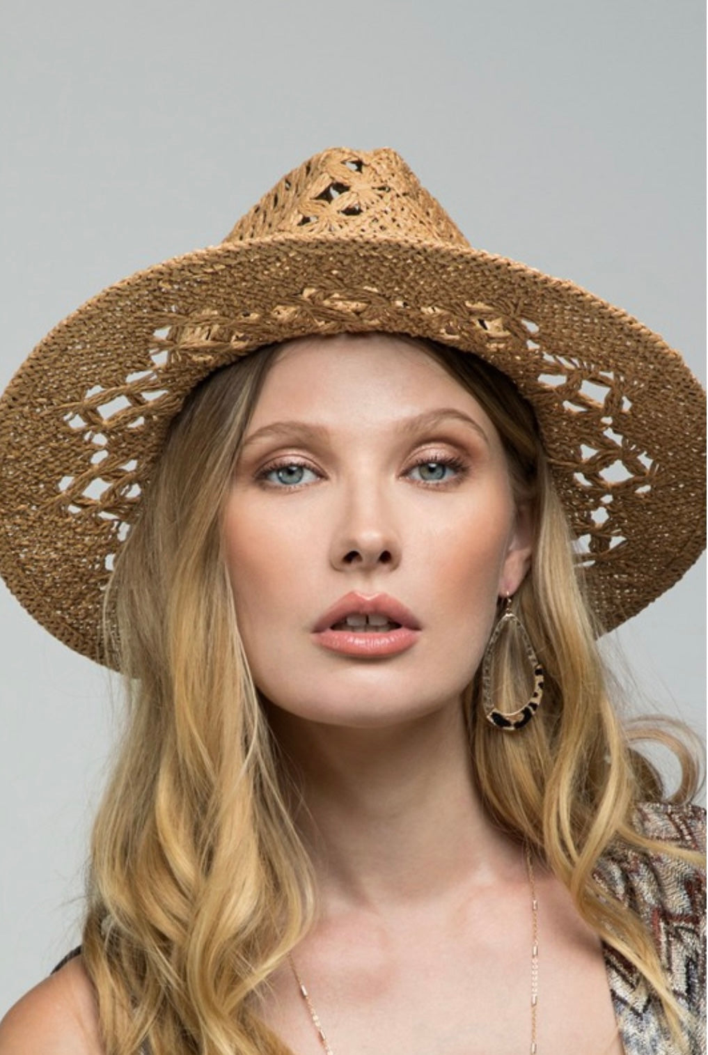 Handweaving Open-Weave Panama Hat