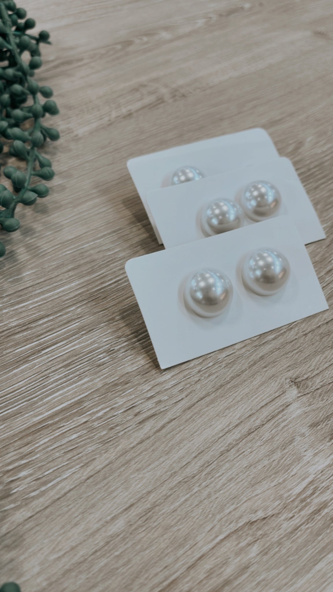 Single Pearl Earring