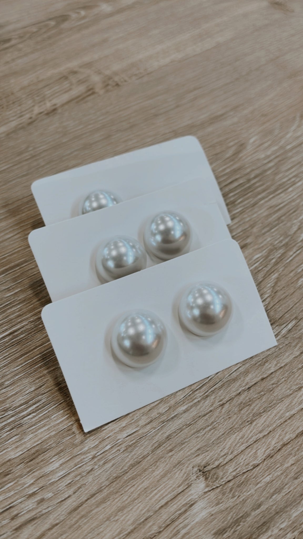Single Pearl Earring