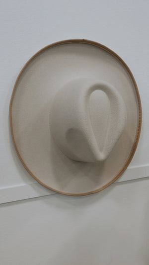 IVORY VEGAN FELT TURN UP BRIM
